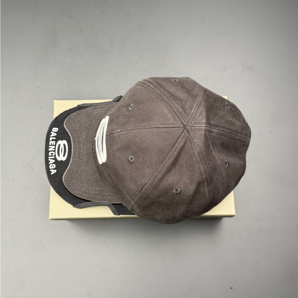 Balenciaga Charcoal Gray Baseball Cap with White Logo - Picture 4 of 8